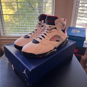 Jordan 7 x Paris Saint-Germain